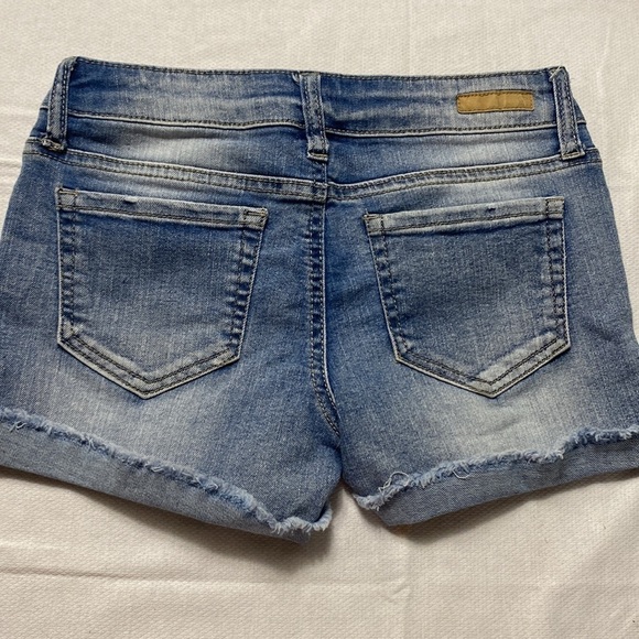 True Craft Shorts Size 10 (BC) - Picture 4 of 6